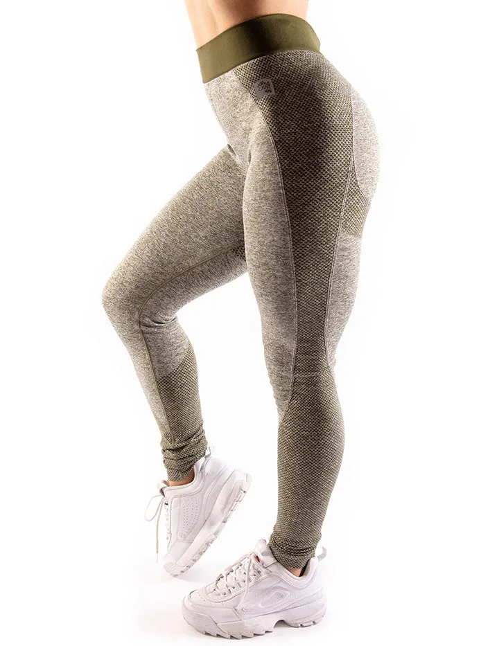 HIGH PERFORMANCE SEAMLESS LEGGINGS - OLIVE