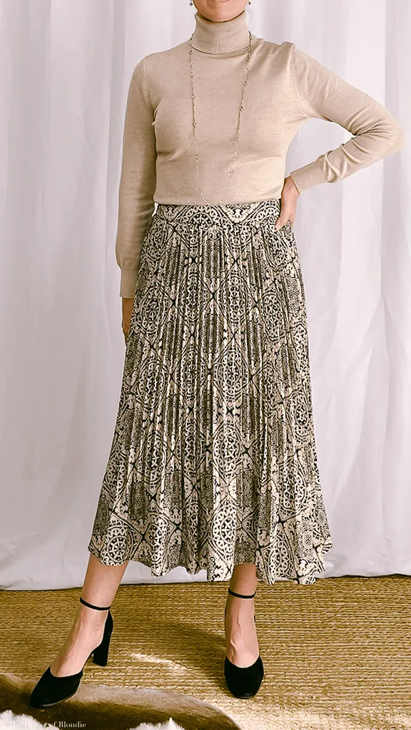 Leonor Pattern Print Midi Pleated Skirt