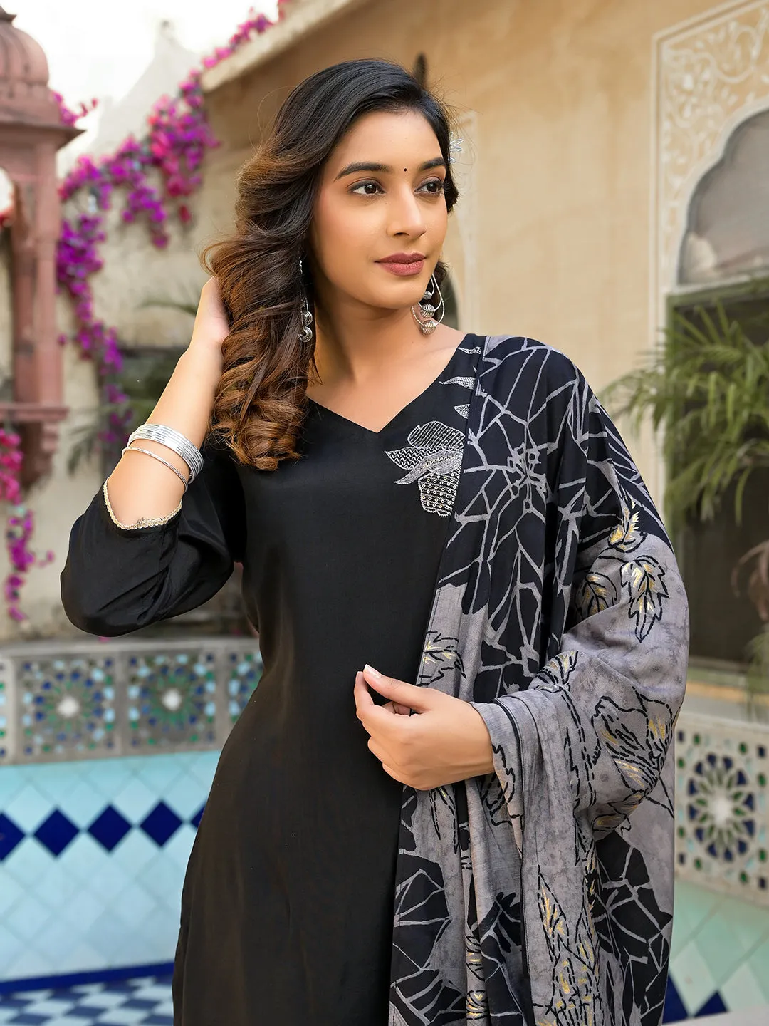 Women Black Muslin Silk Kurta Set With Dupatta